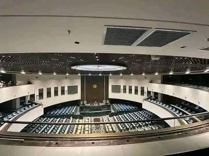 🇨🇲CEREMONIE D&rsquo;INAUGURATION DU NOUVEAU PALAIS DE L&rsquo;ASSEMBLEE NATIONALE DU&nbsp;CAMEROUN