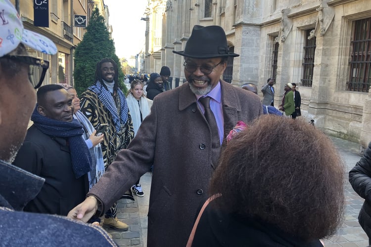 Les surprenantes dépenses de Franklin Nyamsi : quand un conseiller politique se retrouve devant la&nbsp;justice